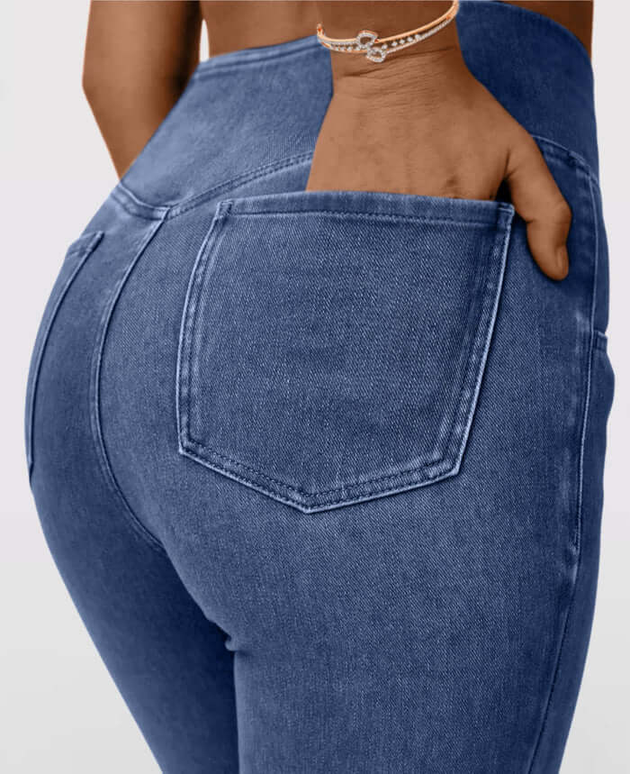 (Compre 01 LEVE 02 UNIDADES) Calça Jeans Diva™ com Cintura Alta Cruzada / A Mais Soltinha e Fresca do Mercado - Último dia de Promoção